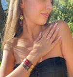 Boucles d’oreilles pendantes bordeaux et doré pour femme 