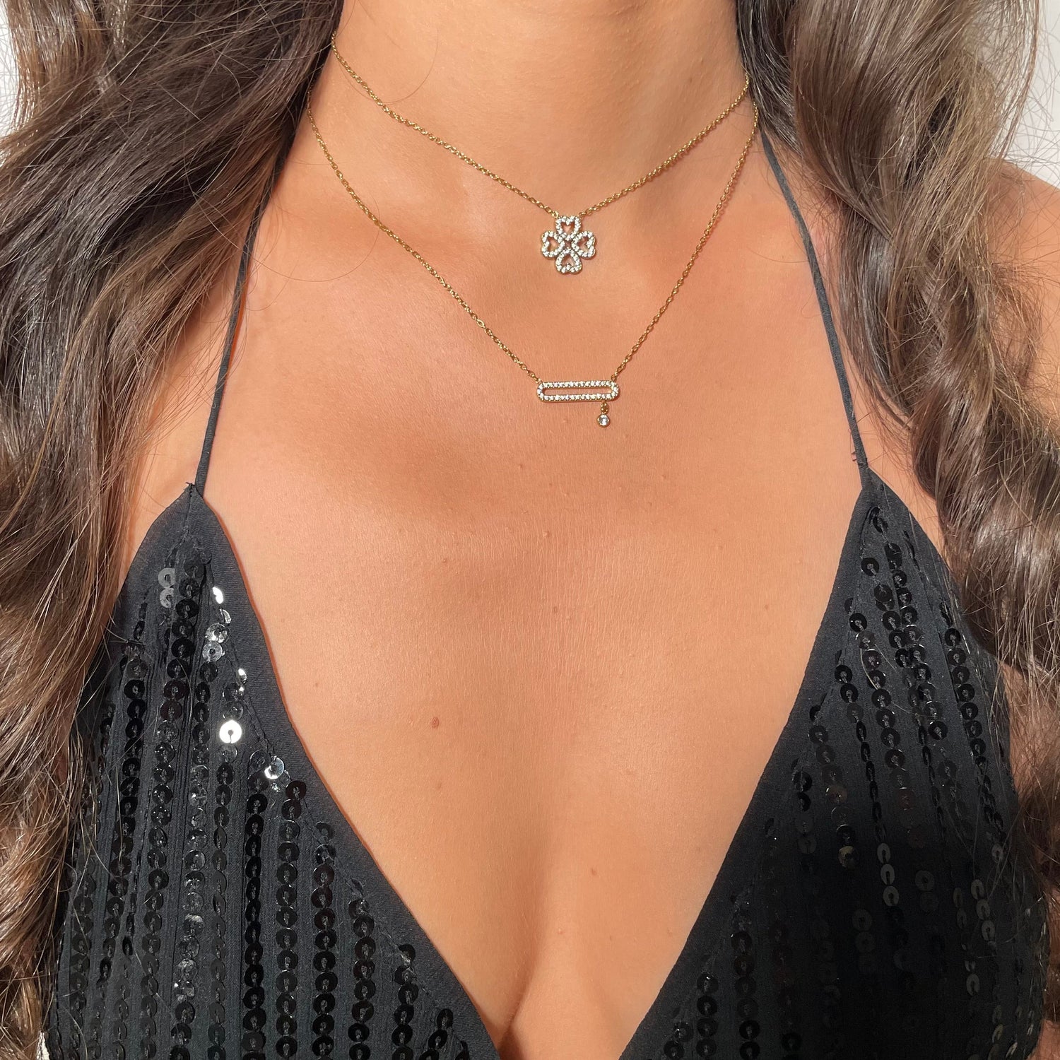 Collier barre horizontale fine en acier inoxydable doré pour femme 