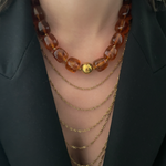 Collier résine perles carrées tendance femme 